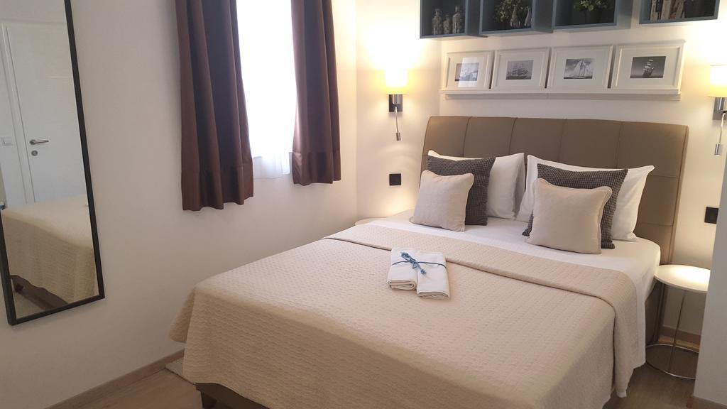 Blue Star Apartments ドゥブロブニク エクステリア 写真